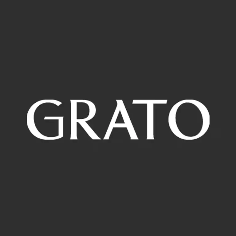 Logo de Grato, marca especialitzada en paviments i revestiments de fusta natural d’alta qualitat.